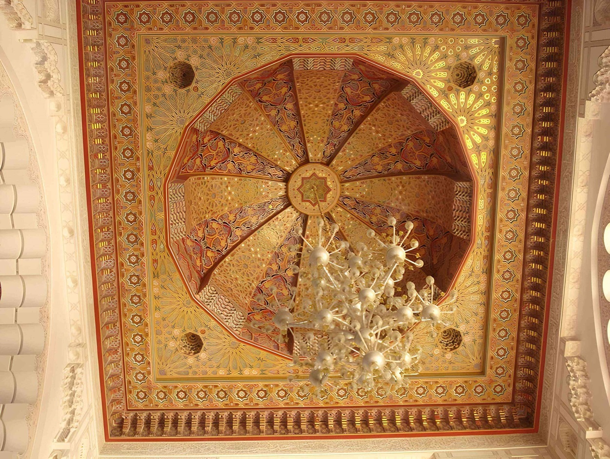 Cpula artesanal marroqu-andalus adaptada al diseo moderno