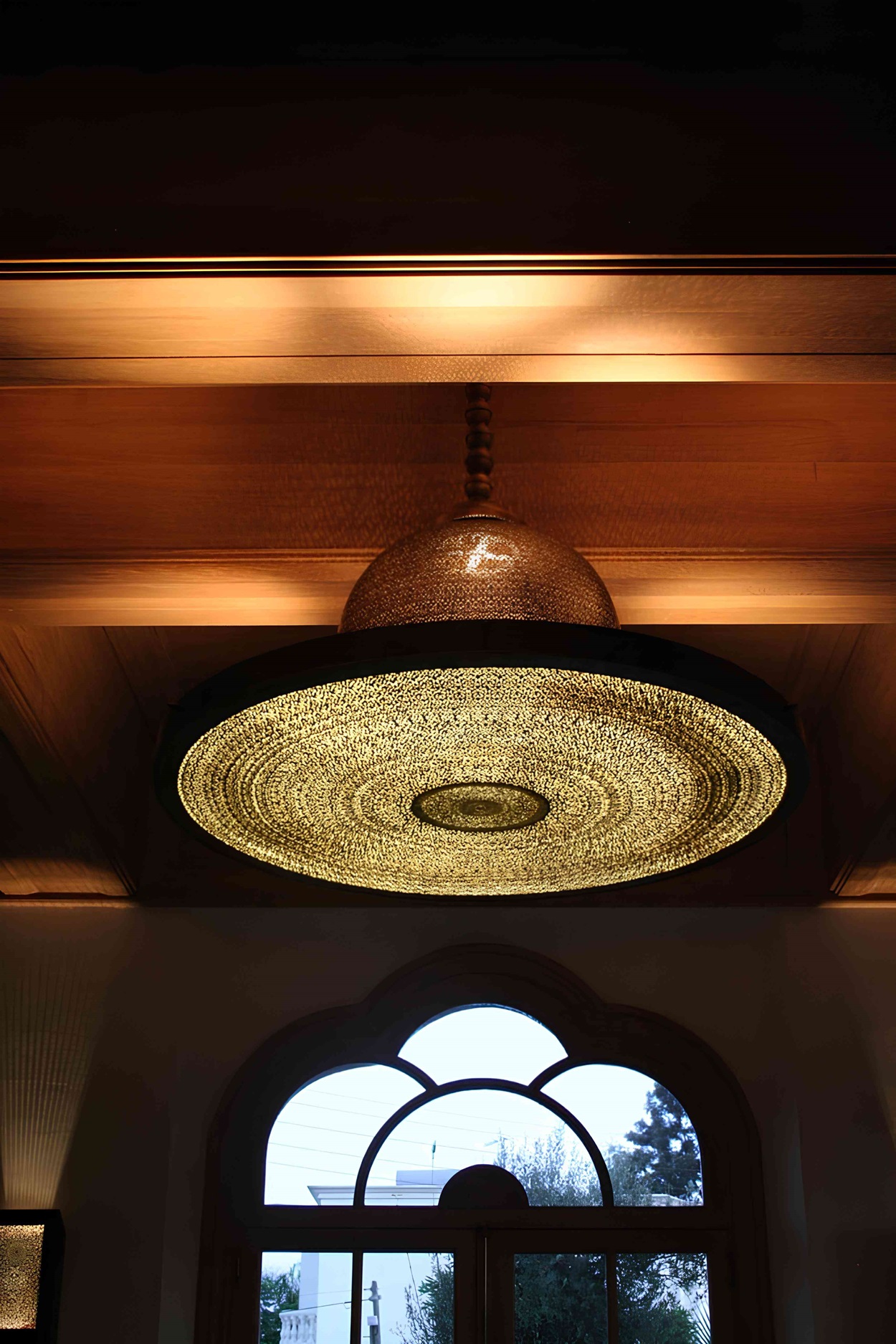 Strahlende Leuchten von Ardecor International, die Luxus und Eleganz in jedem Raum verleiht